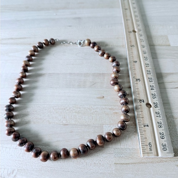 Brown Pearl Beaded Necklace - Picture 2 of 2